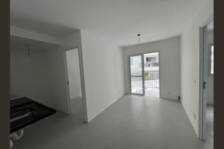 Apartamento à venda com 38m², 2 quartos e sem vagaFoto 02