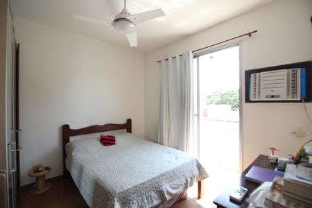 Apartamento à venda com 77m², 2 quartos e 1 vagaQuarto 2