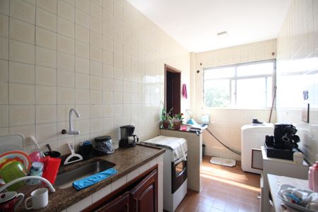 Apartamento à venda com 77m², 2 quartos e 1 vagaCozinha