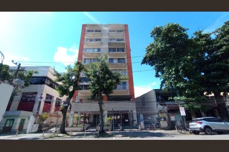 Apartamento à venda com 77m², 2 quartos e 1 vagaFachada
