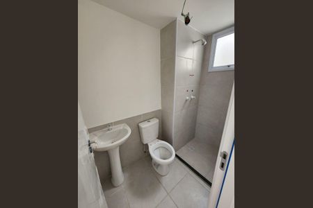 Apartamento à venda com 41m², 2 quartos e 1 vaga Apartamento à venda com 41m², 2 quartos e 1 vagaBanheiro