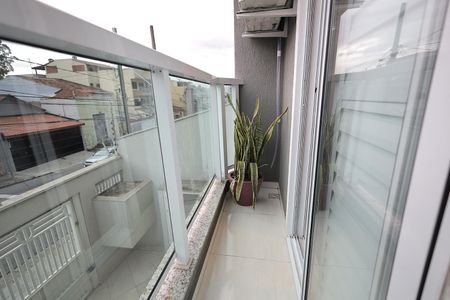 Apartamento à venda com 60m², 2 quartos e 1 vagaSacada