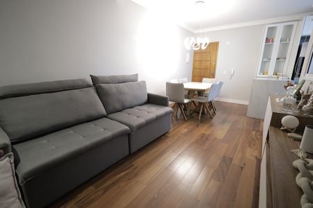 Apartamento à venda com 60m², 2 quartos e 1 vagaSala