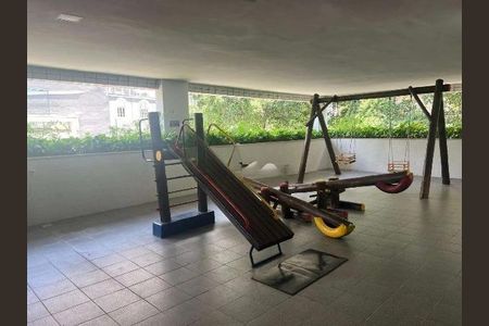 Apartamento à venda com 92m², 2 quartos e 1 vaga