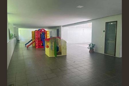 Apartamento à venda com 92m², 2 quartos e 1 vaga