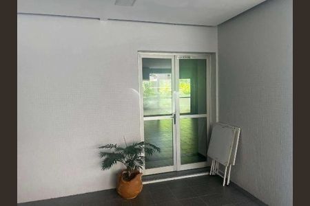 Apartamento à venda com 92m², 2 quartos e 1 vaga