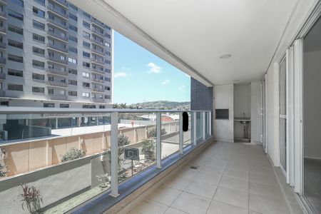 Varanda de apartamento à venda com 3 quartos, 127m² em Jardim do Salso, Porto Alegre