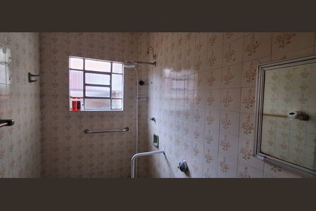 Banheiro Social  de casa à venda com 1 quarto, 150m² em Santa Maria, São Caetano do Sul