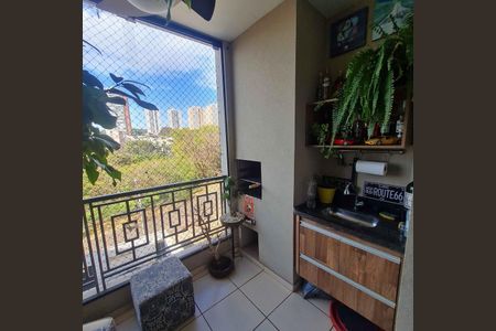 Apartamento para alugar com 75m², 2 quartos e 1 vagaVaranda
