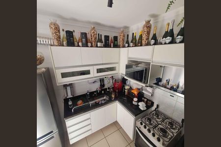 Apartamento para alugar com 75m², 2 quartos e 1 vagaCozinha