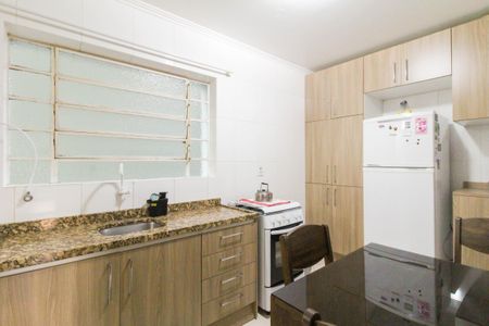 Apartamento para alugar com 75m², 2 quartos e 1 vagaCozinha e Área de Serviço