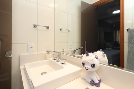 Casa de condomínio à venda com 65m², 2 quartos e 1 vagaBanheiro da Suíte