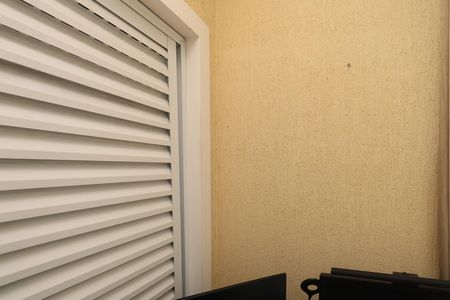 Casa de condomínio à venda com 65m², 2 quartos e 1 vagaEscritório