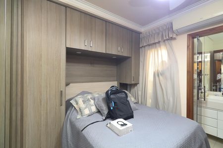 Casa de condomínio à venda com 65m², 2 quartos e 1 vagaSuíte 