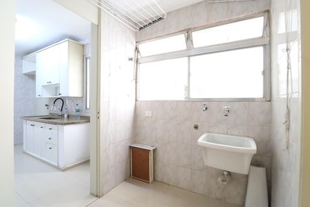 Apartamento à venda com 88m², 3 quartos e 1 vagaÁrea de serviço 