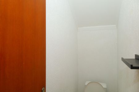 Casa de condomínio à venda com 104m², 3 quartos e 2 vagasBanheiro 3 - Lavabo