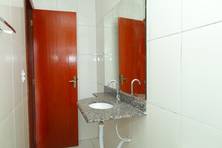 Casa de condomínio à venda com 104m², 3 quartos e 2 vagasBanheiro 1 - Suíte 1