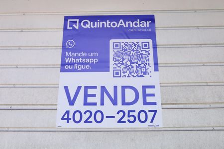 Casa de condomínio à venda com 104m², 3 quartos e 2 vagasPlaca instalada no portão do condomínio - Código da placa: MWXC-294