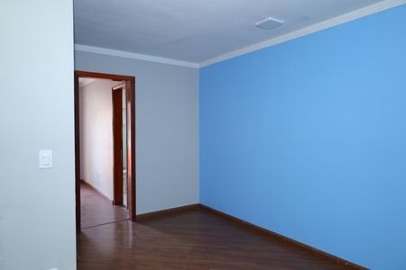 Casa de condomínio à venda com 104m², 3 quartos e 2 vagasSala entre quartos