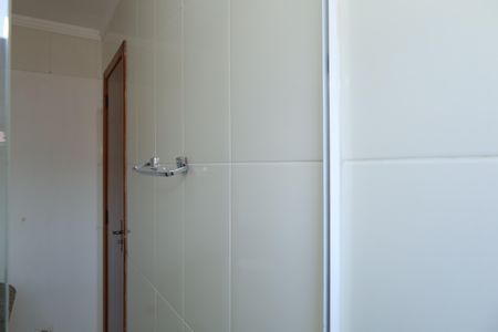 Casa de condomínio à venda com 104m², 3 quartos e 2 vagasBanheiro 2 - Suíte 2