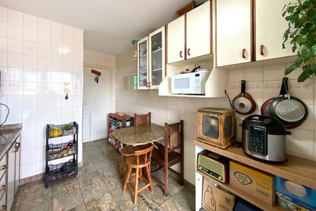 Apartamento à venda com 124m², 3 quartos e 2 vagasCozinha