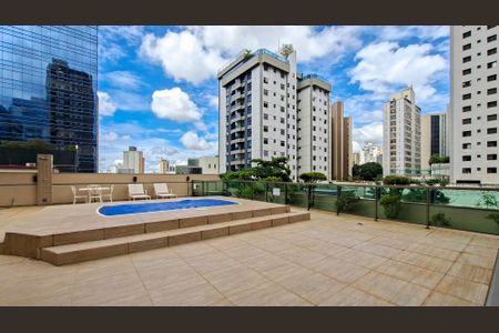 Apartamento à venda com 161m², 4 quartos e 3 vagasÁrea comum - Piscina