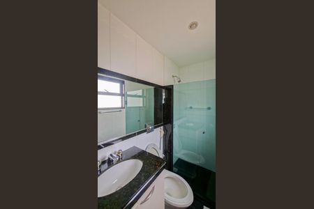 Apartamento à venda com 161m², 4 quartos e 3 vagasBanheiro da Suíte 2