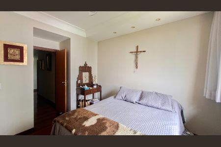 Apartamento à venda com 161m², 4 quartos e 3 vagasQuarto