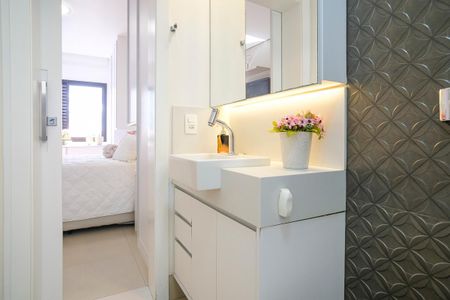 Apartamento à venda com 74m², 2 quartos e 2 vagasBanheiro da suíte