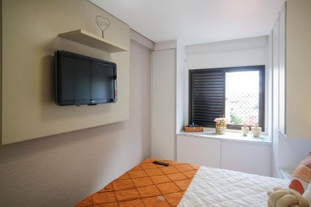 Apartamento à venda com 74m², 2 quartos e 2 vagasSuíte