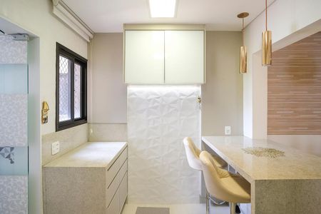 Apartamento à venda com 74m², 2 quartos e 2 vagasCozinha