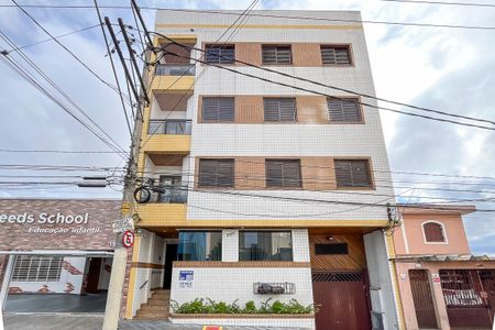 Apartamento à venda com 74m², 2 quartos e 2 vagasFachada + plaquinha