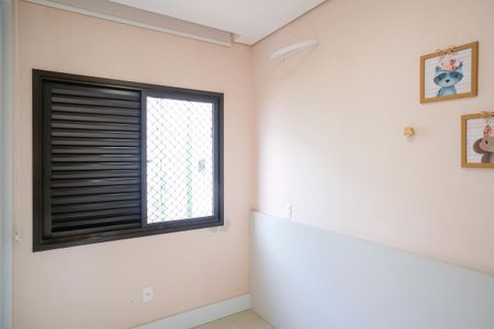 Apartamento à venda com 74m², 2 quartos e 2 vagasQuarto