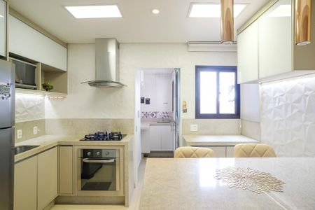 Apartamento à venda com 74m², 2 quartos e 2 vagasCozinha