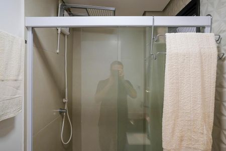 Apartamento à venda com 74m², 2 quartos e 2 vagasBanheiro social