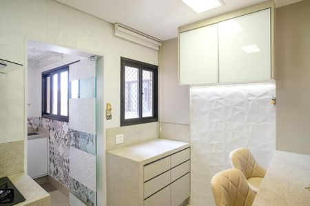 Apartamento à venda com 74m², 2 quartos e 2 vagasCozinha