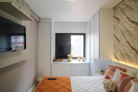 Apartamento à venda com 74m², 2 quartos e 2 vagasSuíte