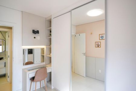 Apartamento à venda com 74m², 2 quartos e 2 vagasQuarto