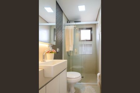 Apartamento à venda com 74m², 2 quartos e 2 vagasBanheiro da suíte