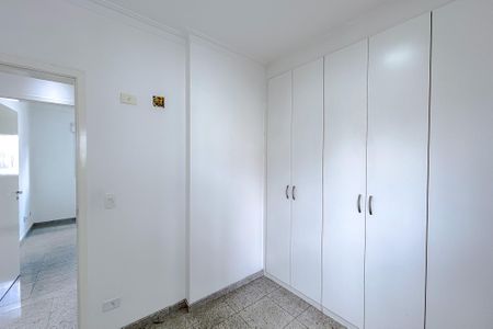 Apartamento à venda com 110m², 4 quartos e 3 vagasQuarto 3
