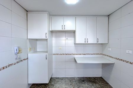 Apartamento à venda com 110m², 4 quartos e 3 vagasCozinha - Armários