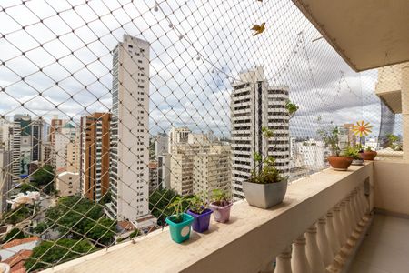 Apartamento à venda com 170m², 4 quartos e 2 vagasVista/Varanda