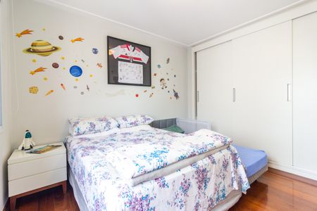 Apartamento à venda com 170m², 4 quartos e 2 vagasQuarto 1