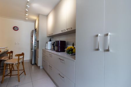 Apartamento à venda com 170m², 4 quartos e 2 vagasCozinha