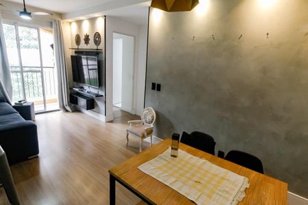 Sala de apartamento para alugar com 2 quartos, 55m² em Vila Suzana, São Paulo