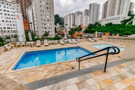 Apartamento para alugar com 55m², 2 quartos e 1 vagaÁrea comum - Piscina
