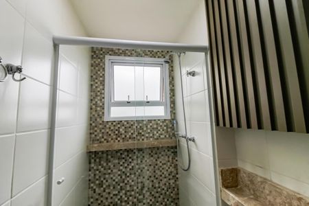 Apartamento para alugar com 55m², 2 quartos e 1 vagaBanheiro da Suíte - chuveiro