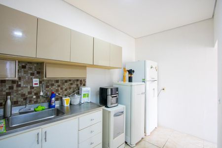 Casa à venda com 382m², 6 quartos e 1 vagaCozinha