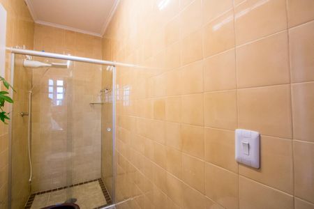 Casa à venda com 382m², 6 quartos e 1 vagaBanheiro do quarto 2