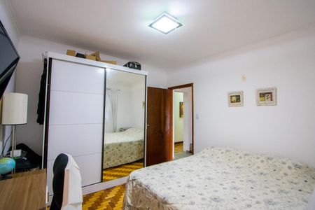 Casa à venda com 382m², 6 quartos e 1 vagaQuarto 2 - Suíte